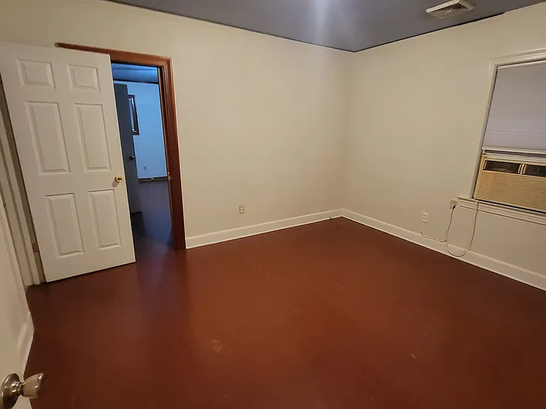 728 Goodman St — Photo 19