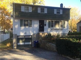 28 Kettle Rd, Norwalk, CT 06850