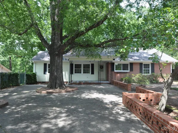 113 Crestwood Dr #11, Chester, SC 29706