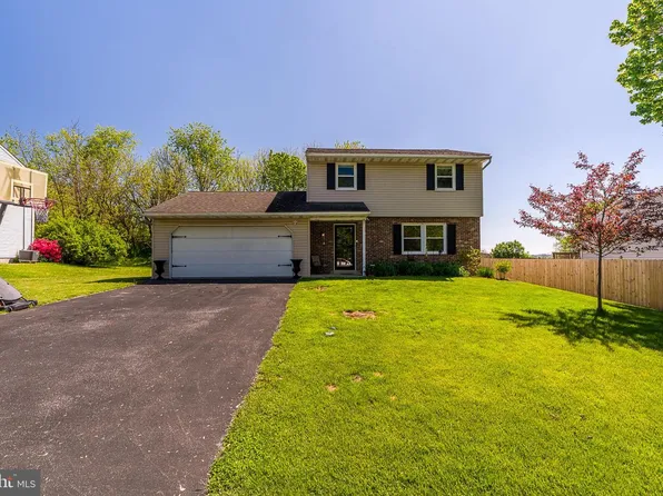 3030 Todd Ln, Lancaster, PA 17601