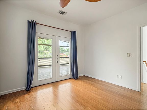 4th image of 2202 Garden St #B