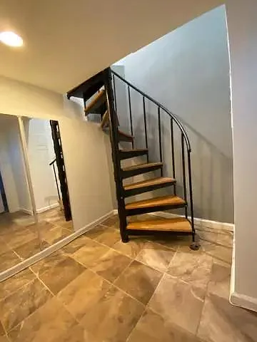 2216 Summer St #1 — Photo 9