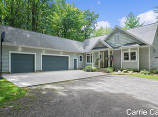12185 Hart St NE, Greenville, MI 48838