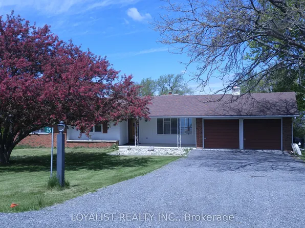 25 Redner Ln, Prince Edward County, ON K0K 1L0