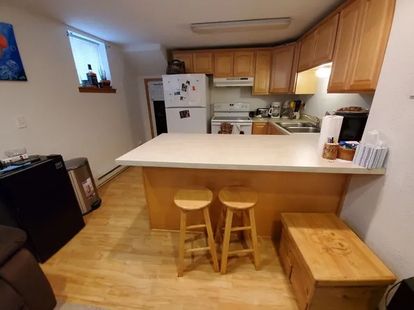 1106 East Avenue C, 1106 E Avenue C #2, Bismarck, ND 58501