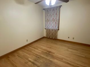 100 Kendall Rd, Kendall Park, NJ 08824