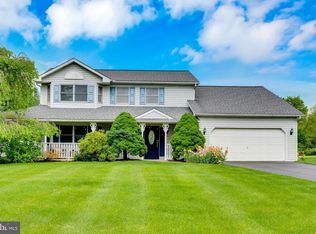 1 Moses Ln, Schwenksville, PA 19473