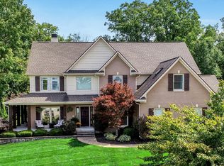 9986 Springstone Rd, McCordsville, IN 46055