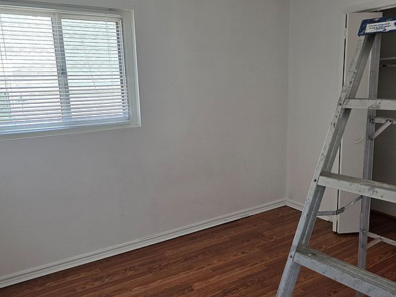 5th image of 10088 Yonge St #2