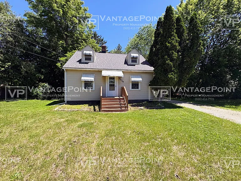 2224 Ullmer Ct — Photo 1