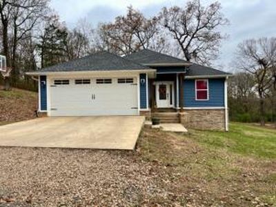 (Undisclosed Address), Dardanelle, AR, 72834