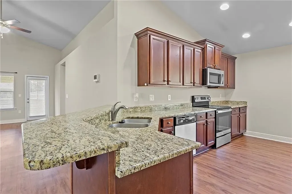 Kitchen - Elise Ct