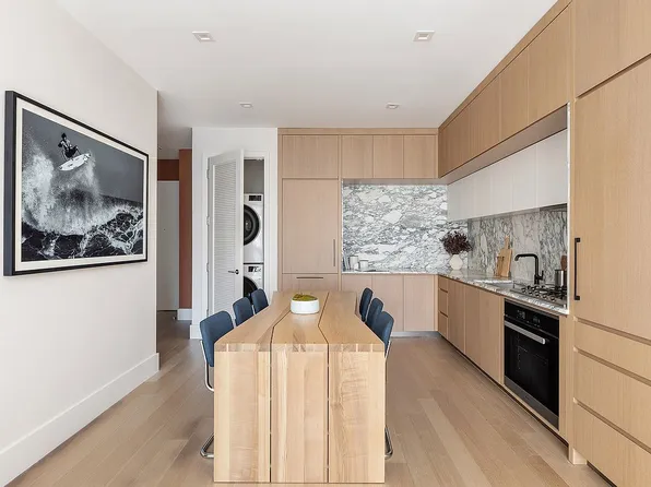 517 W 29th St APT 2D, New York, NY 10001