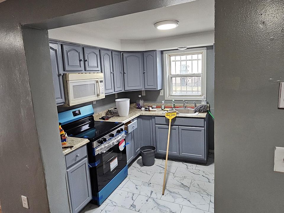 1st image of 12 N 11th St
