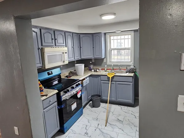 12 N 11th St, Newark, NJ 07107