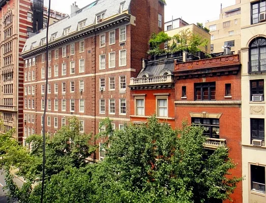 Rented by Balass Ralph, LREB | media 24