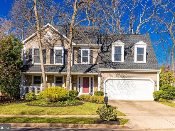 3602 Elderberry Pl, Fairfax, VA 22033