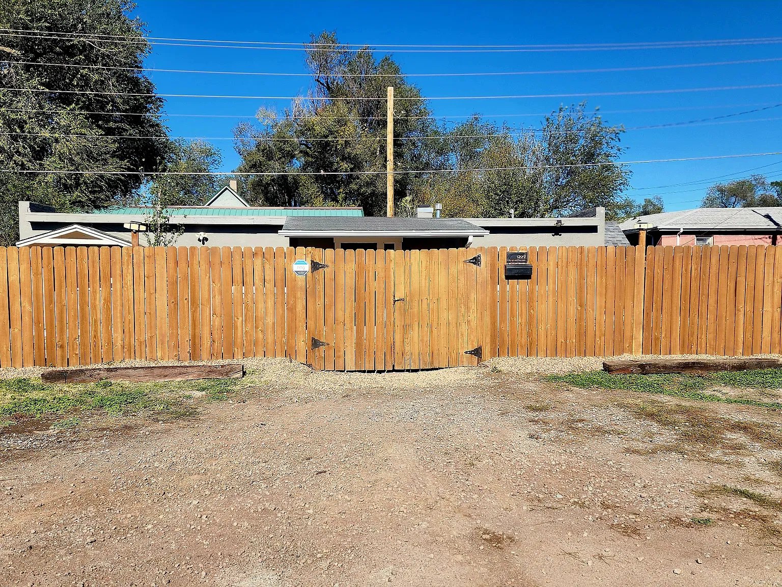 1227 Maryland Ave — Photo 2