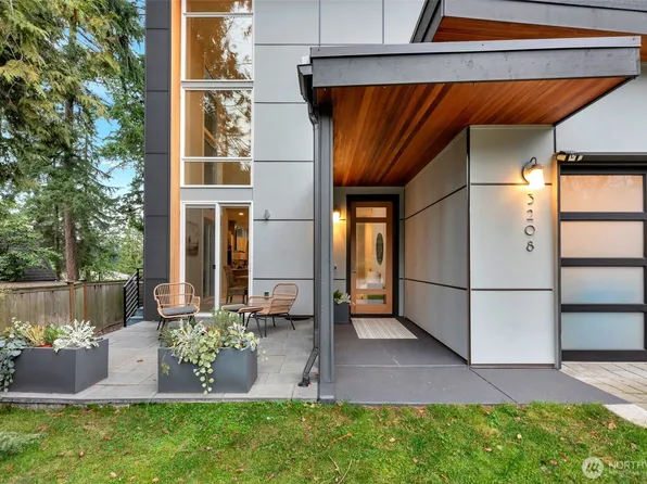 3208 89th Place SE, Mercer Island, WA 98040