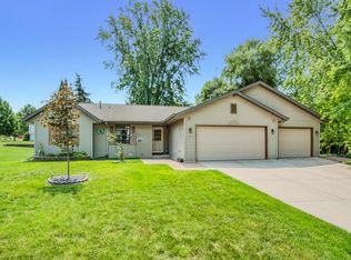 2511 Mandy Cir, Sheboygan, WI 53081