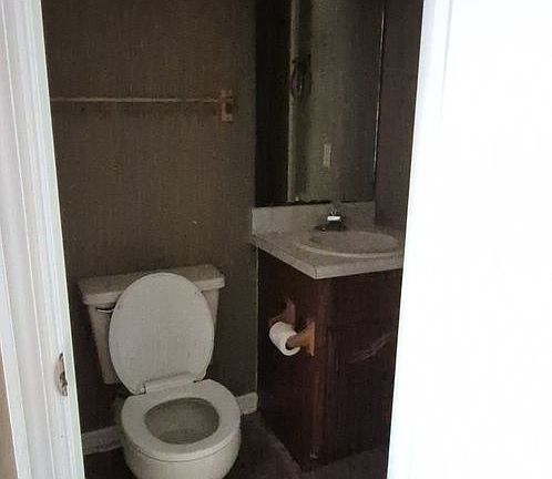 3rd image of 1407 Brownstone Ave SW #3