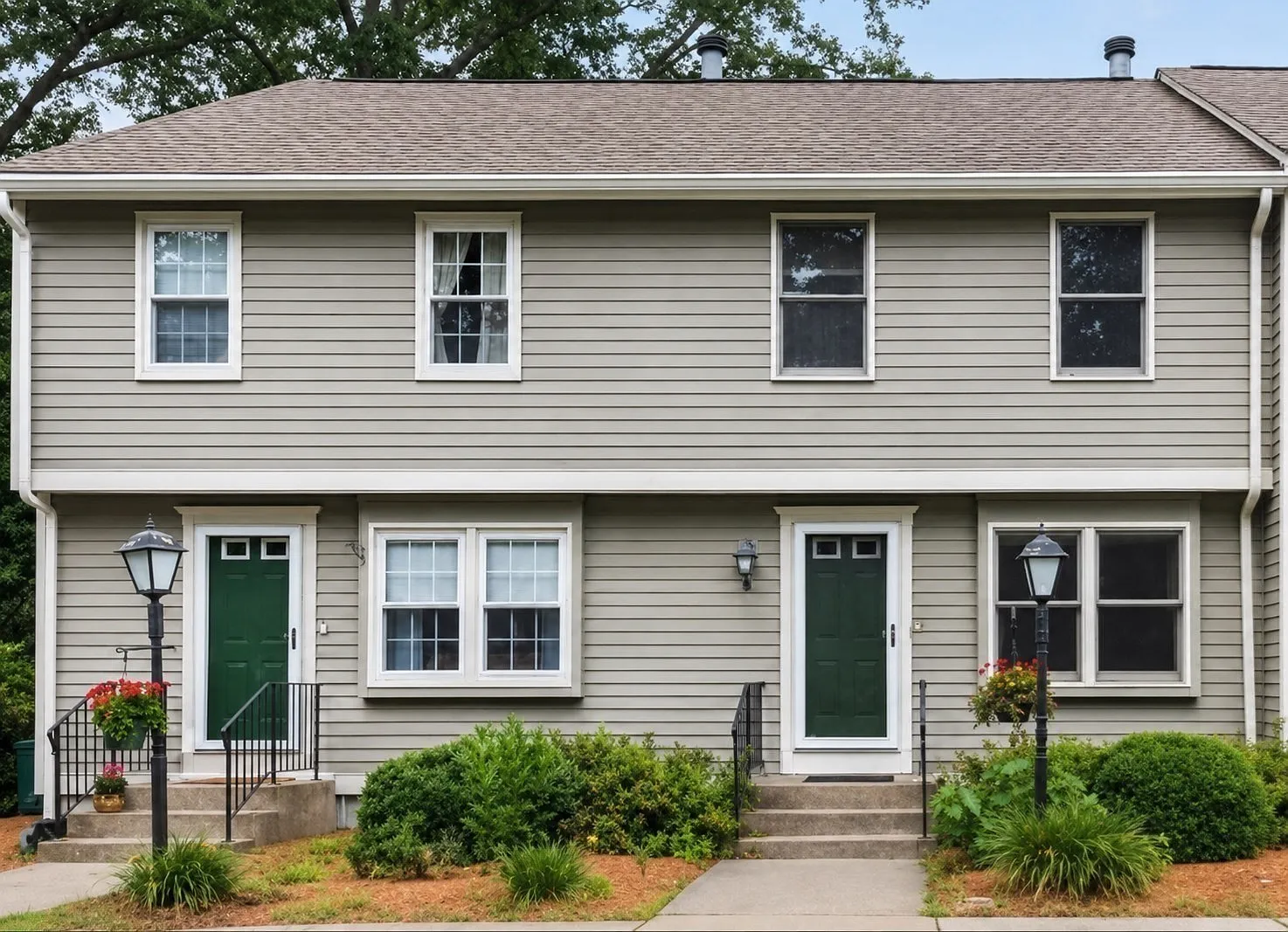 3 bed, 1.5 bath, 1533 sqft, $3,000 — Photo 2