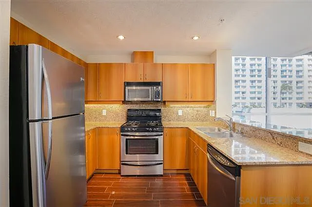 1580 Union St #705 — Photo 16