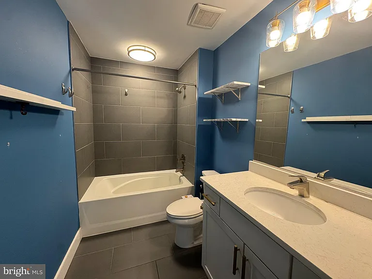 50 Florida Ave NE #110 — Photo 15