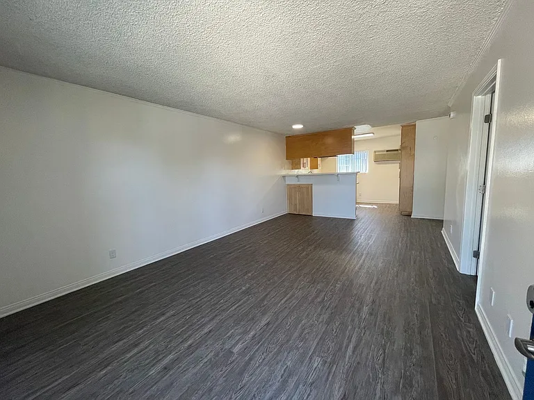Villa Del Sol Apartments — Photo 116