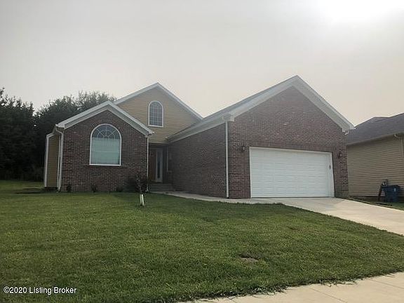 2nd image of 3190 Squire Cir