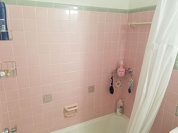 5th image of 616 N C St