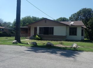 102 Aduna St, Del Rio, TX 78840
