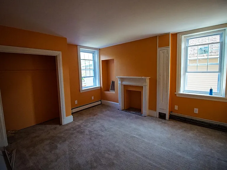 32 Market St — Photo 10