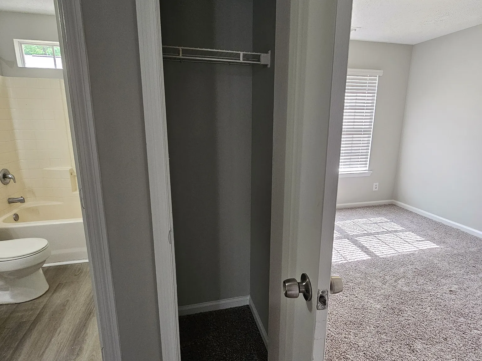 1411 East 58th Street - Unit... — Photo 3