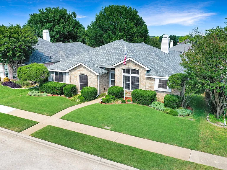 4305 Durango Ln — Photo 34