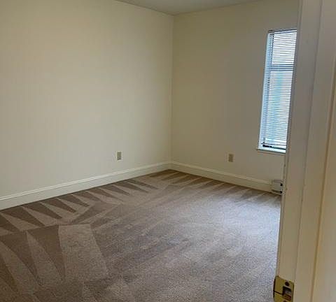 3rd image of 1570 Taraval St #2