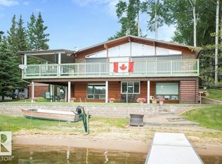 16 Maple Cres, Larkspur, AB T0G1H0