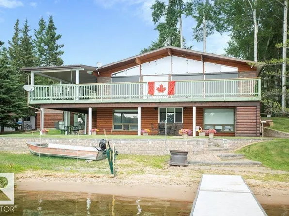 16 Maple Cres, Larkspur, AB T0G 1H0