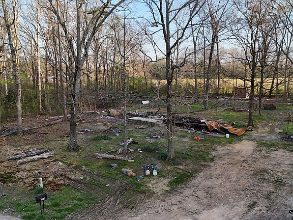 2nd image of 204 Alps Dr