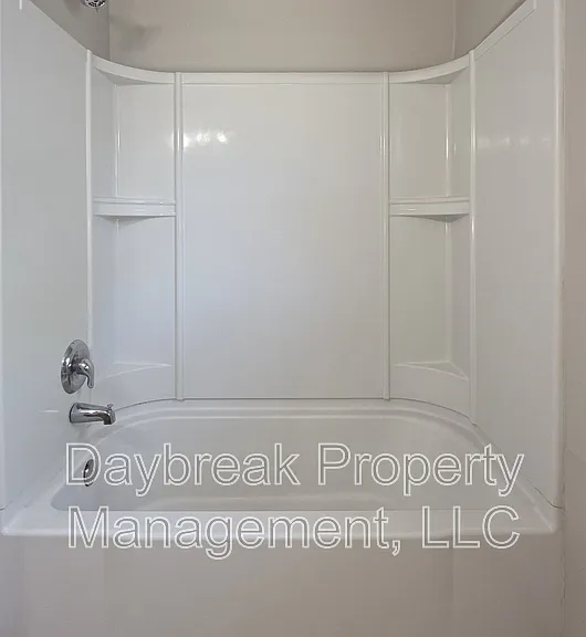 2814 8th St N #3 — Photo 10