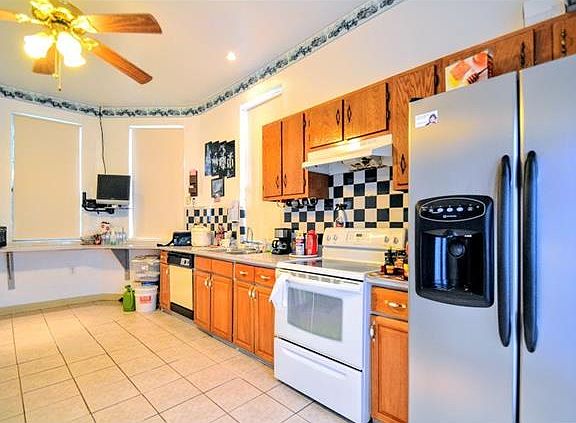 5th image of 3006 Destrehan Ave