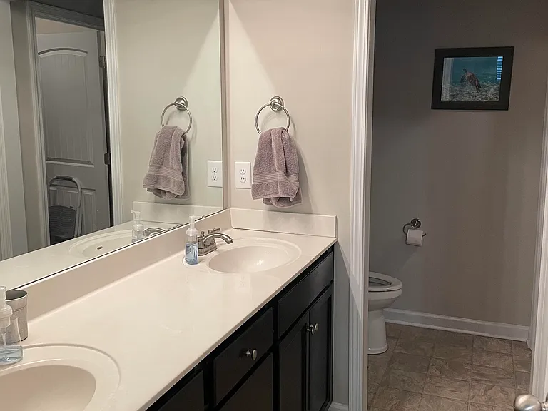 Shakleton Dr — Photo 8