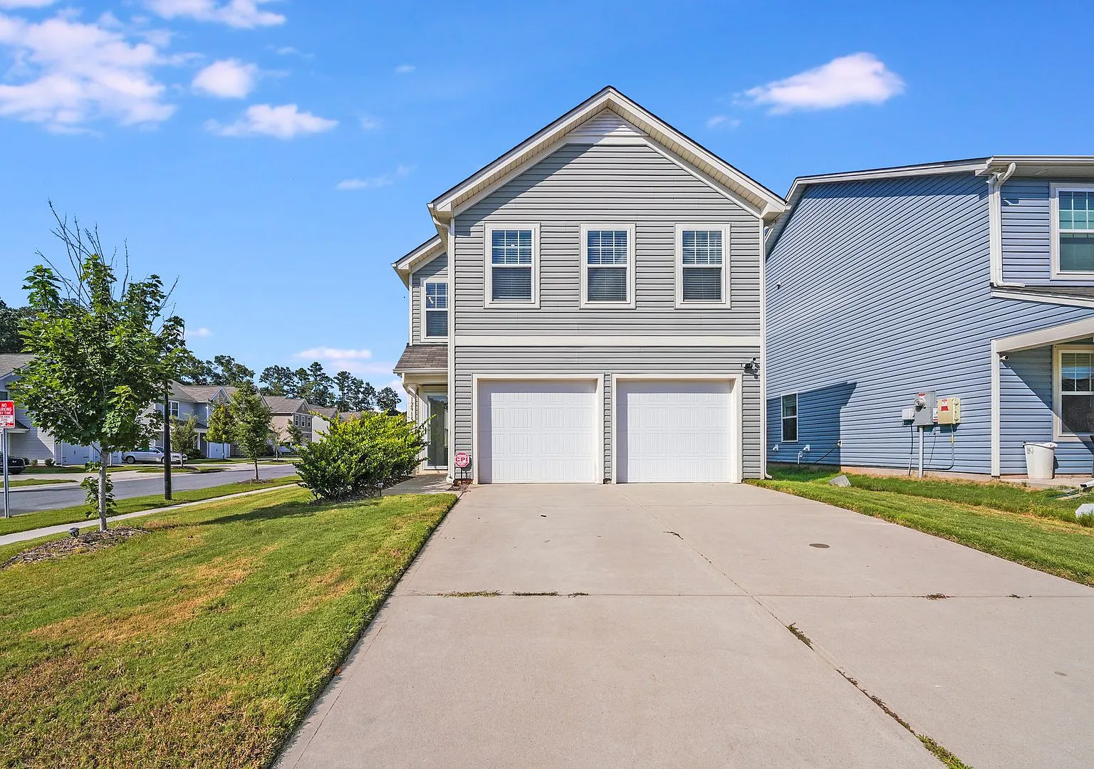 Fox Creek Beauty! Open-Concept 3BR/2.5BA Corner Lot Ready for You! — Photo 1