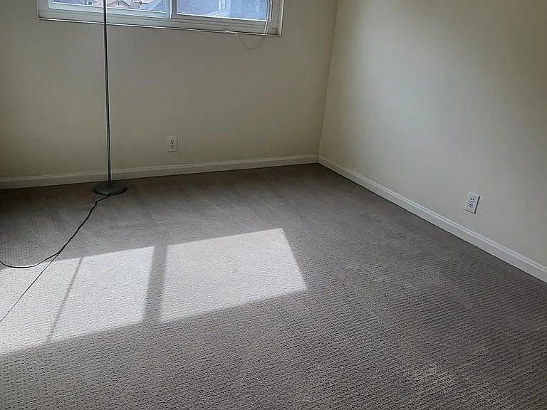 2313 Roosevelt Ave #6 — Photo 9