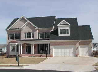 18266 Channel Ridge Ct, Leesburg, VA 20176