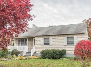 17 Putnam Ave, Berkeley Heights, NJ 07922