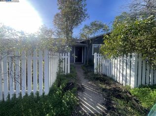 1502 Cottonwood Ave, Redding, CA