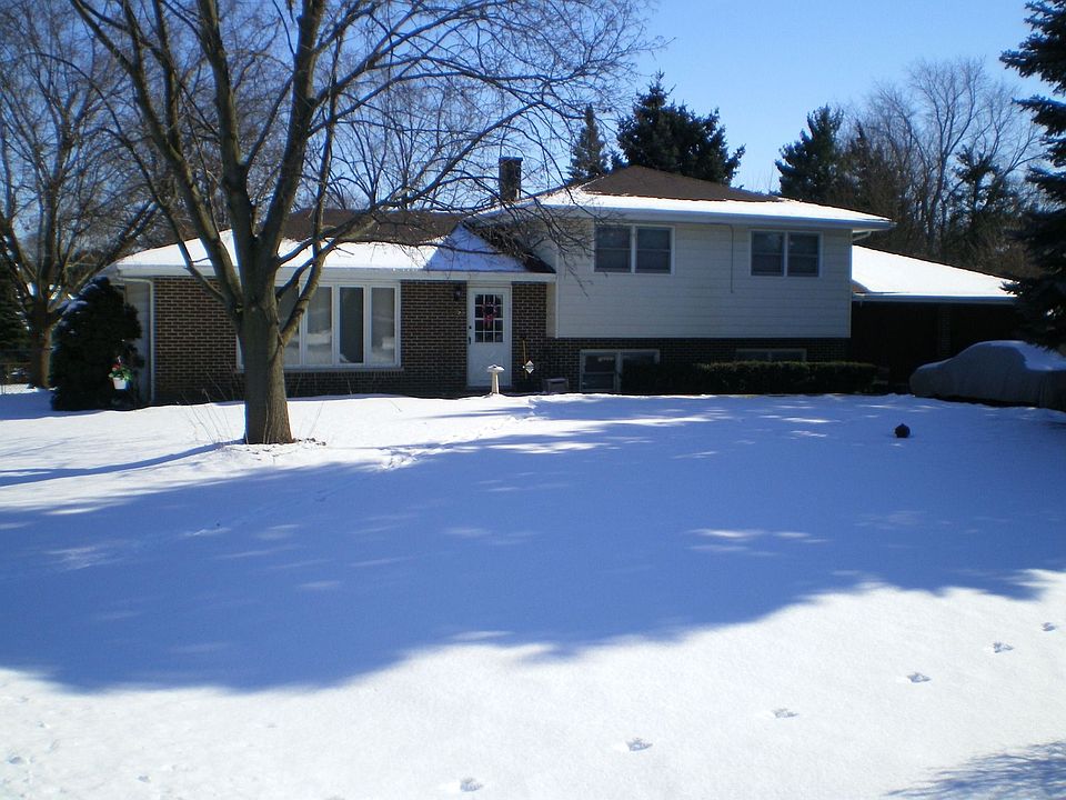 HOME VIEW WITHOUT SIDE YARD