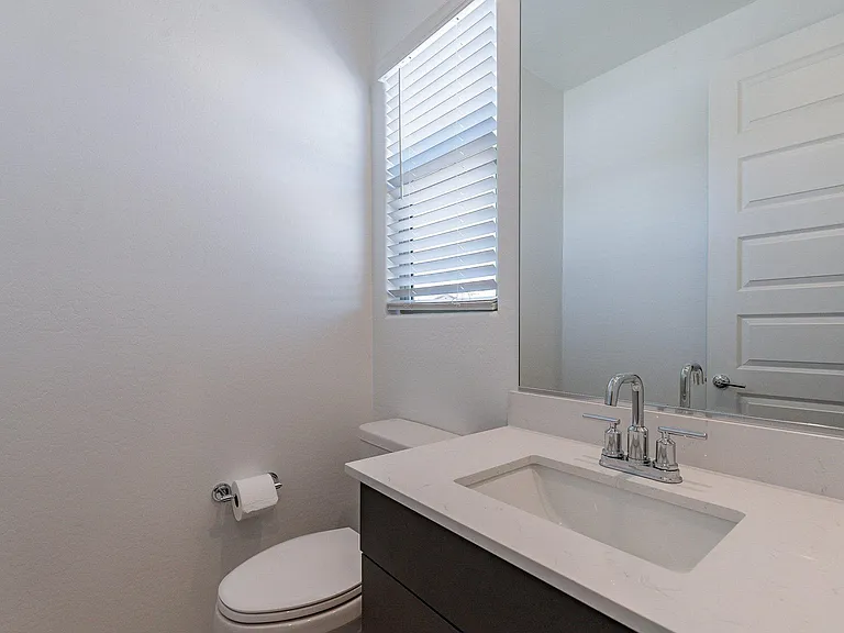 4042 E Amoroso Dr — Photo 17