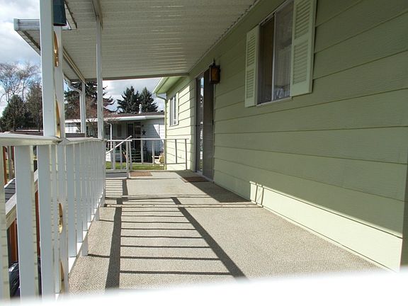 4th image of 1124 Mountain Villa Dr